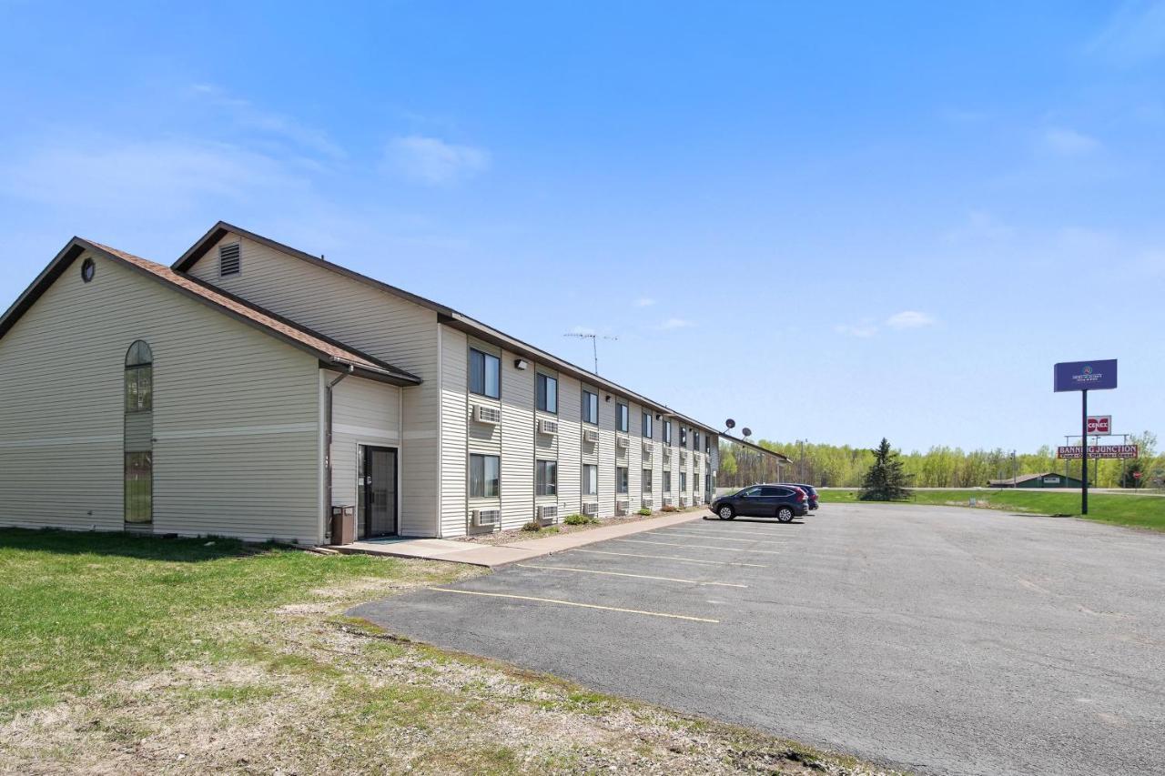 Americas Quality Inn & Suites - Finlayson Buitenkant foto