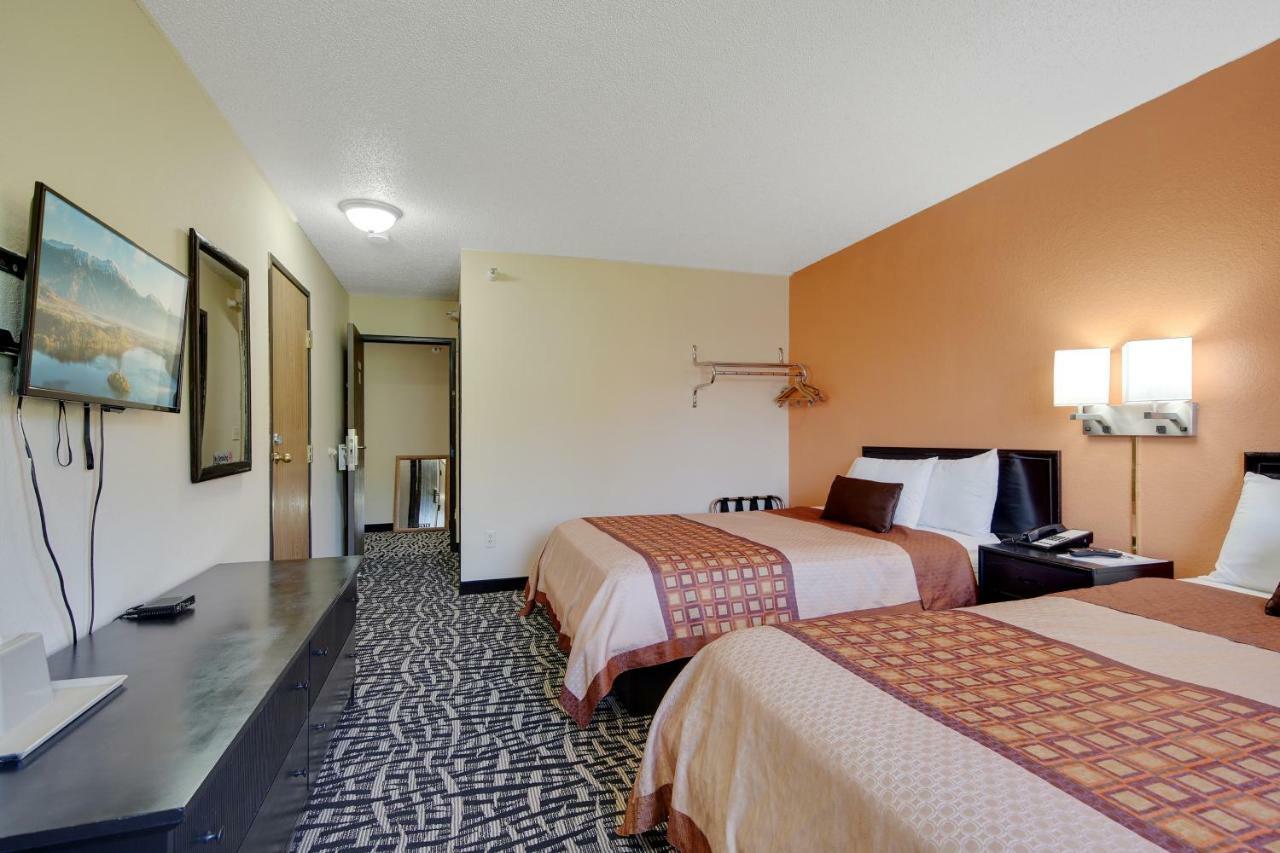Americas Quality Inn & Suites - Finlayson Buitenkant foto