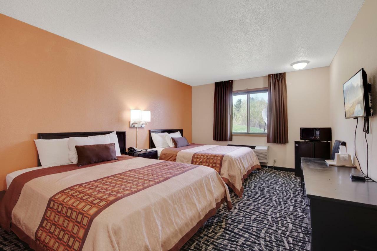 Americas Quality Inn & Suites - Finlayson Buitenkant foto